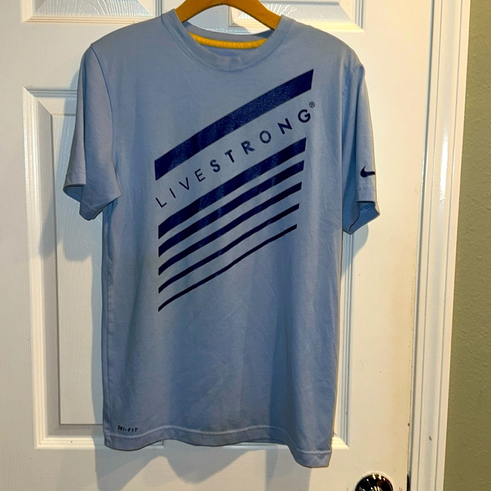 Men’s Nike live strong baby blue and royal blue T-shirt size small